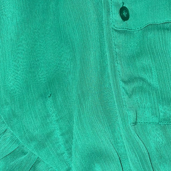 Candies Kelly Green Light Weight Ruffle Top with Ruched Waist - Picture 5 of 6